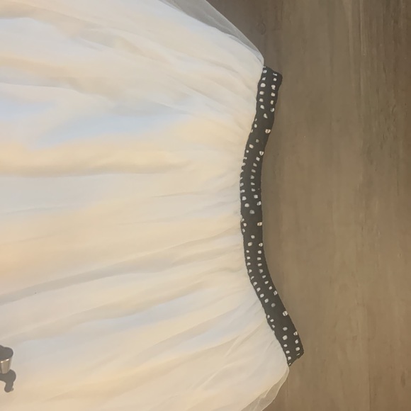 Fall CLEARANCE 🔥Tutu style 3 layers  skirt knee length excellent condition sz 11 - Picture 2 of 3